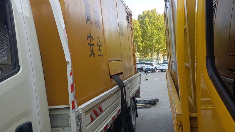 文殊镇如何判断柴油发电机组和UPS电源的切换时间是否符合要求？
